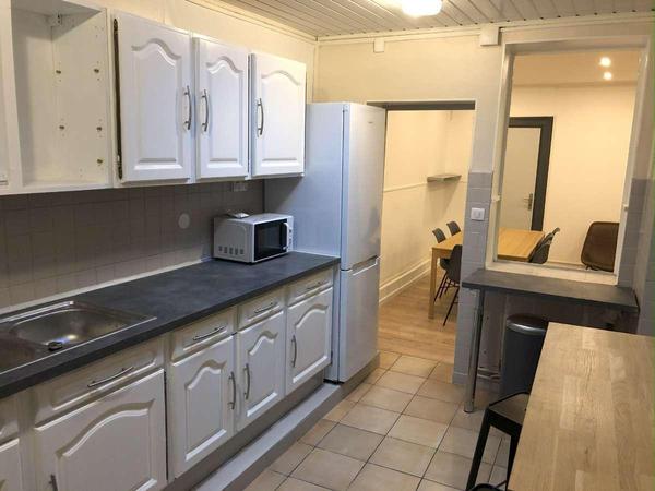 Colocation / Maison 6 pièces de 105 m², Roubaix, Rue Henri Carette / Photo 5