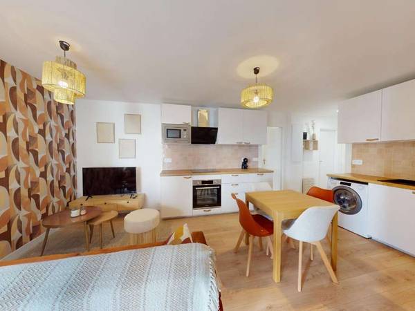 Colocation / Appartement 5 pièces de 71 m², Mérignac, Rue des Olympiades / Photo 2