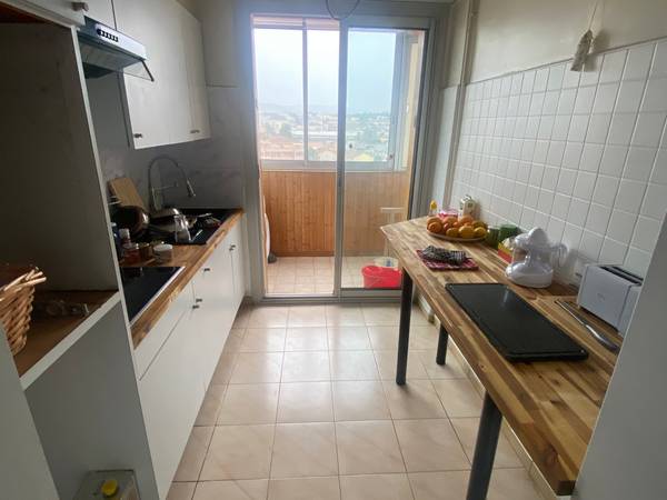 Location / Appartement 2 pièces de 70 m², Marseille, Traverse Notre Dame Bon Secours / Photo 4