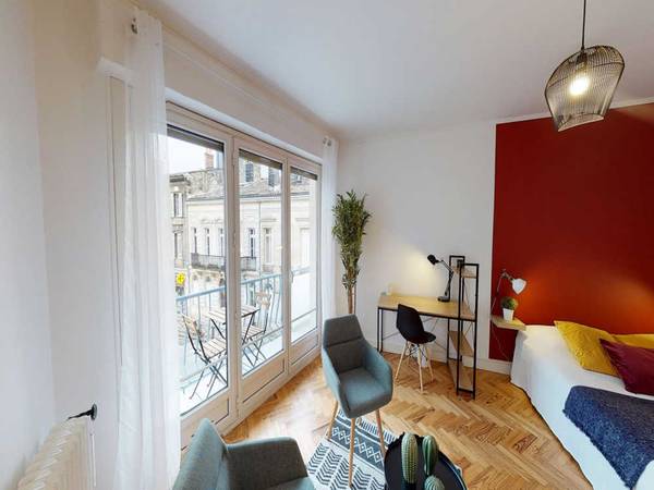Colocation / Appartement 4 pièces de 110 m², Bordeaux, Rue David Johnston / Photo 2