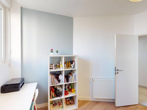 Colocation / Appartement 8 pièces de 153 m², Brest, Rue Auguste Kervern / Photo 2