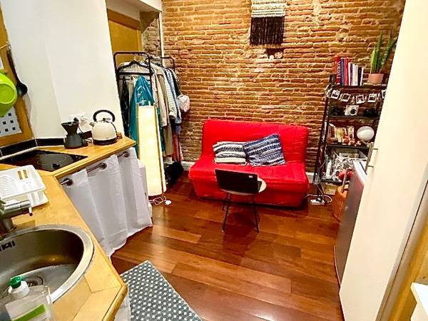 Location / Appartement 1 pièce de 18 m², Toulouse, Rue Boulbonne / Photo 2