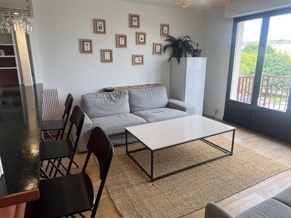 Colocation / Appartement 5 pièces de 91 m², Rennes, Rue Frédéric Mistral / Photo 2