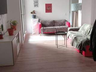 Colocation / Appartement 6 pièces de 106 m², Aubervilliers, Cours du Fort