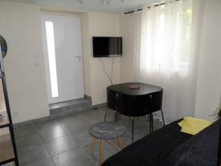 Chambre chez l'habitant / 1 room house, Nîmes