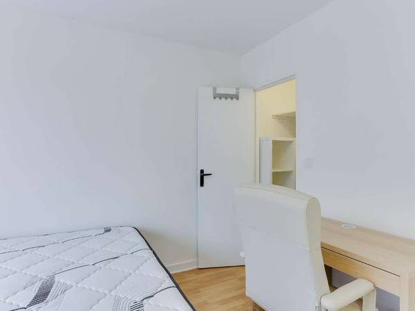 Colocation / Appartement 6 pièces de 111 m², Rennes, Rue de Brest / Photo 2
