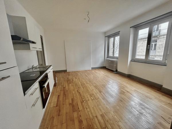 Colocation / Appartement 4 pièces de 80 m², Strasbourg, Petite rue de la Course / Photo 2