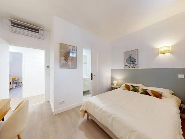 Colocation / Appartement 19 pièces de 288 m², Lyon, 214 Route de Genas, / Photo 25