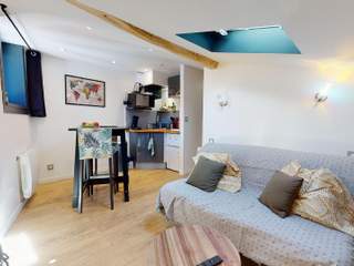 Location / Appartement 1 pièce de 11 m², Toulouse, Avenue de la Colonne