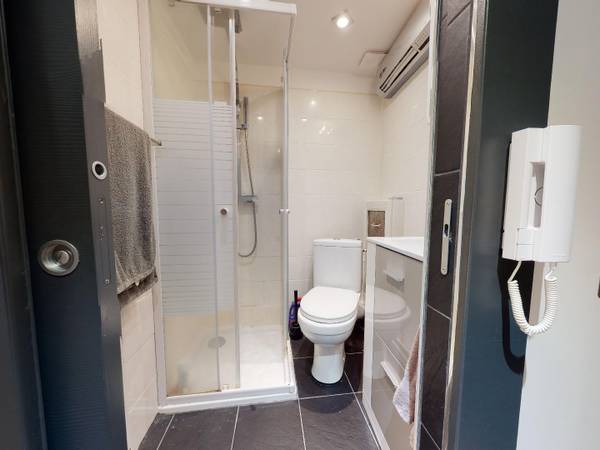 Location / Appartement 1 pièce de 11 m², Toulouse, Avenue de la Colonne / Photo 8