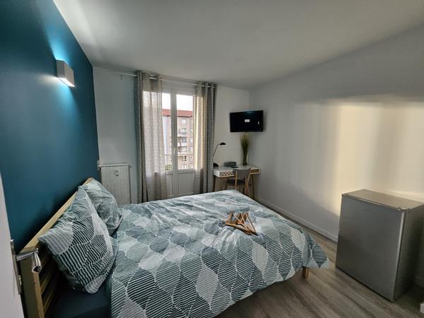 Colocation / Appartement 4 pièces de 65 m², Lyon, Rue Professeur Joseph Renaut / Photo 2