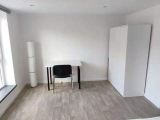 Colocation / Maison 10 pièces de 130 m², Charleroi, Rue Terre Al Danse