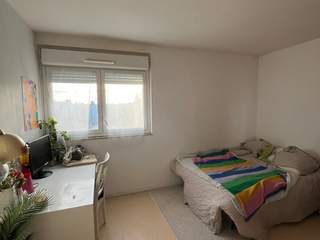 Colocation / Immeuble 7 pièces de 82 m², Paris, Rue Castagnary