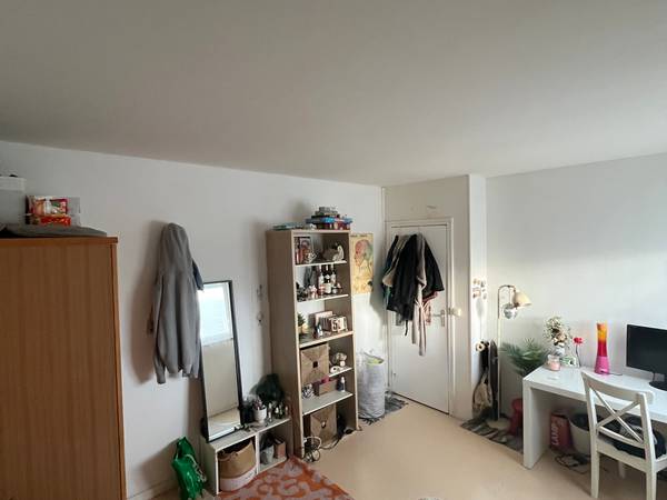 Colocation / Immeuble 7 pièces de 82 m², Paris, Rue Castagnary / Photo 2