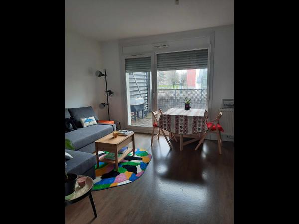 Colocation / Duplex 3 pièces de 65 m², Pantin, Rue Averroès / Photo 2