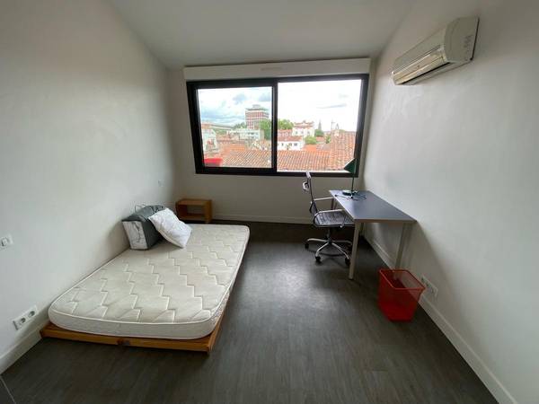 Colocation / Appartement 7 pièces de 185 m², Toulouse, Rue Lancefoc / Photo 10