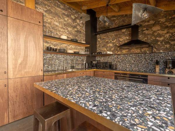 Coliving / Appartement 10 pièces de 210 m², Paris, Rue du Cambodge / Photo 2