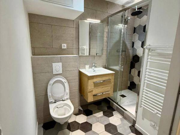 Location / Appartement 1 pièce de 26 m², Saint-Étienne, Rue Benoit Malon / Photo 5