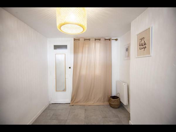 Colocation / Appartement 3 pièces de 66 m², Marseille, Rue du 141 ria / Photo 2