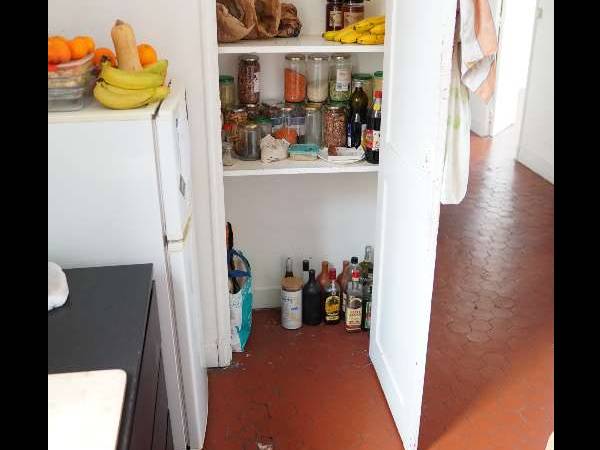 Colocation / Appartement 4 pièces de 72 m², Marseille, Rue Saint Sebastien / Photo 7