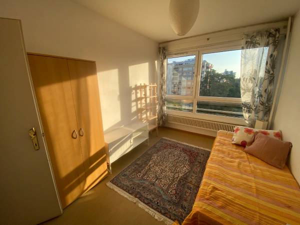Colocation / Appartement 4 pièces de 90 m², Genève, Rue de Moillebeau / Photo 2