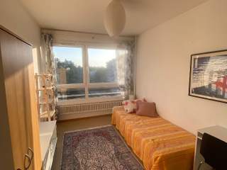 Room share / 4 rooms apartment · 90 m², Genève, Rue de Moillebeau