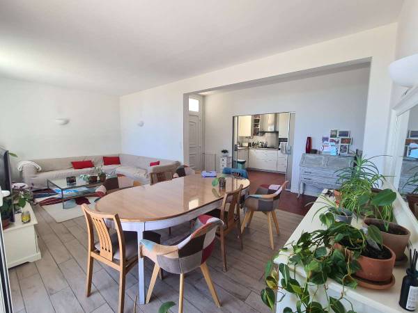 Flatsharing / 7-bedroom house · 126 m², La Roquette-sur-Siagne, Rue des Roses / Photo 3