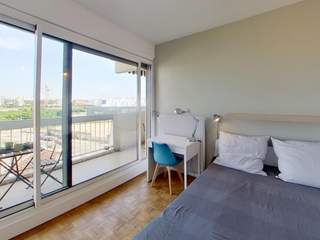 Colocation / 6 rooms apartment · 90 m², Lyon, Avenue Viviani