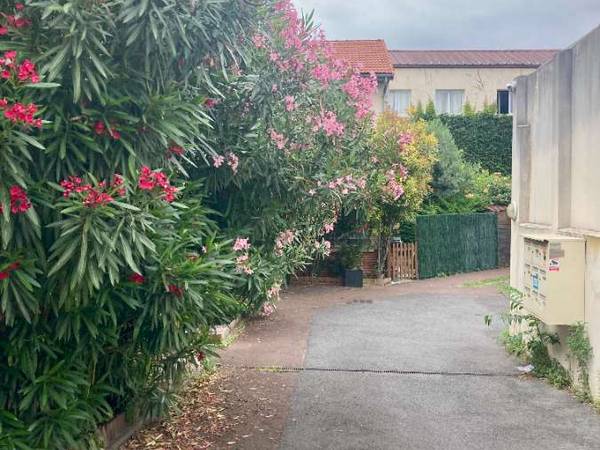 Colocation / Maison 6 pièces de 160 m², Aubervilliers, Rue Elisée Reclus / Photo 2