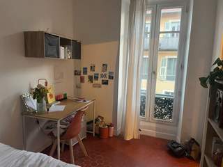 Colocation / Appartement 4 pièces de 80 m², Nice, Rue Bonaparte