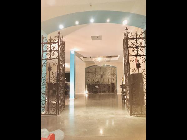 Colocation / Maison 10 pièces de 360 m², Vincennes, Rue des Pommiers / Photo 2