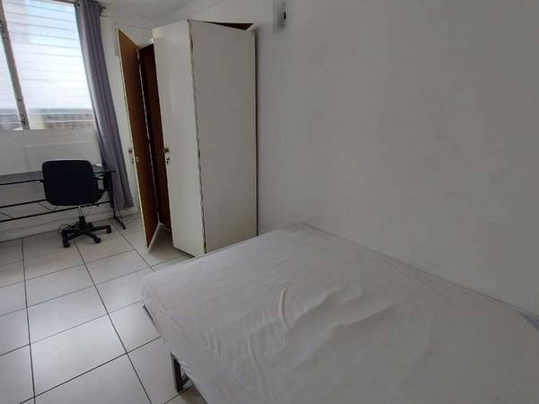 Colocation / Appartement 5 pièces de 120 m², Pointe-à-Pitre, Boulevard Legitimus / Photo 13