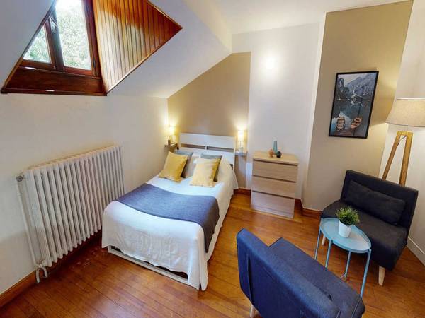 Colocation / Appartement 10 pièces de 230 m², Toulouse, Bis Bd du Maréchal Leclerc / Photo 2