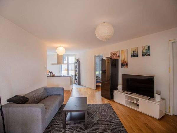 Colocation / Appartement 5 pièces de 108 m², Le Mont-sur-Lausanne, Chemin du Rionzi / Photo 2