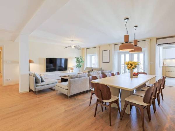 Colocation / Appartement 10 pièces de 300 m², Marseille, Rue Grignan / Photo 2