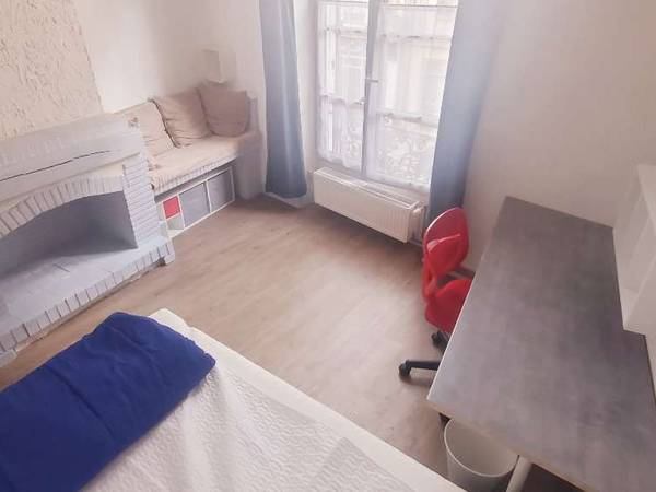 Colocation / Appartement 3 pièces de 42 m², Orléans, Rue des Bons Etats / Photo 2