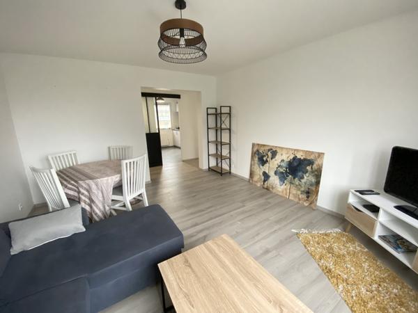 Colocation / Appartement 4 pièces de 76 m², Villejuif, Avenue de la République / Photo 2