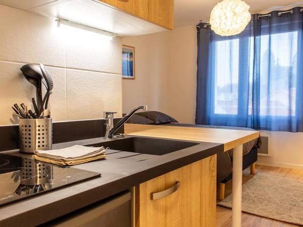 Location / Appartement 1 pièce de 20 m², La Roche-sur-Yon, Rue Jacques Cartier / Photo 2