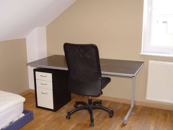 Chambre chez l'habitant / Maison 9 pièces de 200 m², Aubange, Rue des Merles / Photo 2