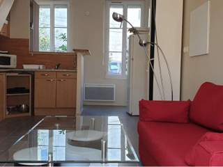 Room share / 3 rooms house · 52 m², Bordeaux, Rue Calvimont