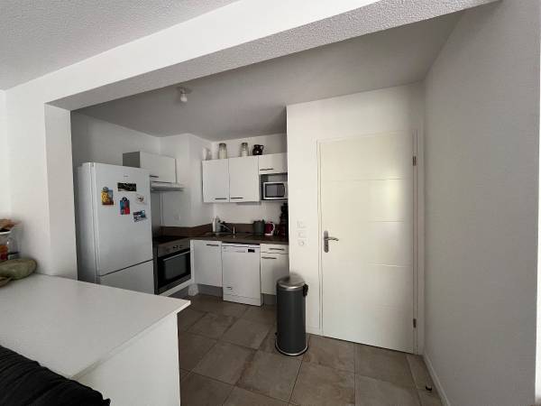 Colocation / Appartement 3 pièces de 68 m², Bordeaux, Cours de la Marne / Photo 2