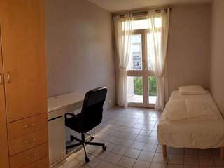 Colocation / 6 rooms apartment · 90 m², Créteil, Boulevard John Kennedy