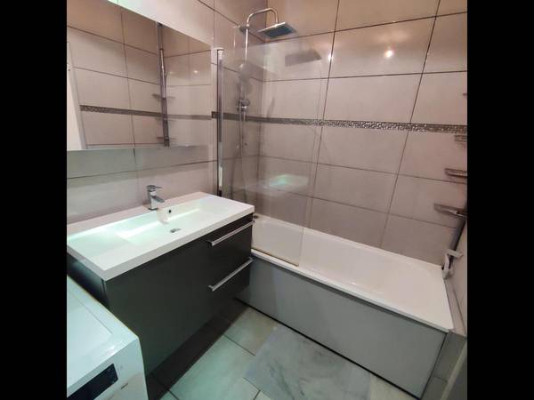 Colocation / Appartement 4 pièces de 77 m², Orléans, Rue Jean d'Aulon / Photo 8