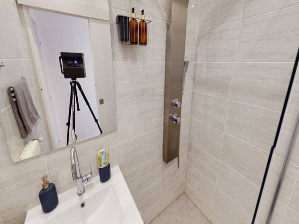 Colocation / Appartement 4 pièces de 90 m², Courbevoie, Avenue Marceau / Photo 18