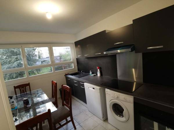 Colocation / Appartement 5 pièces de 84 m², Pontoise, Les Hauts de Marcouville / Photo 2