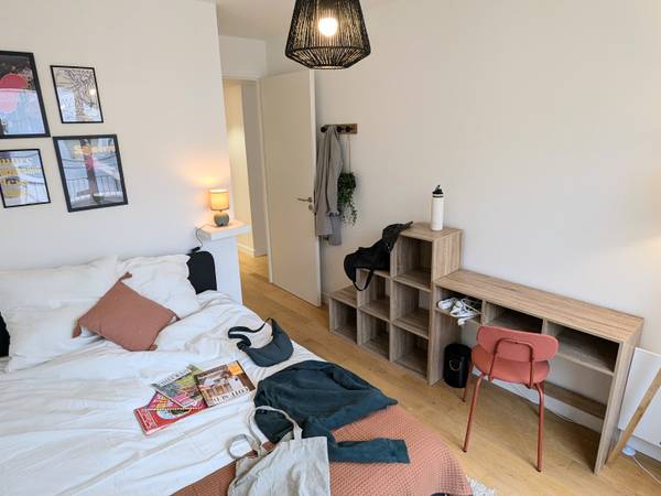 Colocation / Appartement 5 pièces de 86 m², Clichy, Rue Petit / Photo 2