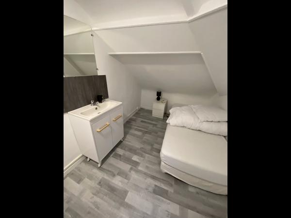 Location / Studio de 15 m², Amiens, Boulevard Jules Verne / Photo 2