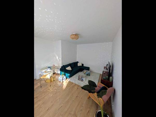Sous-location / Appartement 2 pièces de 49 m², Aubervilliers, Rue André Karman / Photo 2