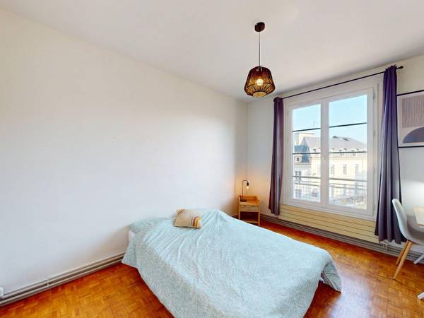 Colocation / Appartement 4 pièces de 76 m², Rouen, Rue Abbe Lemire / Photo 2