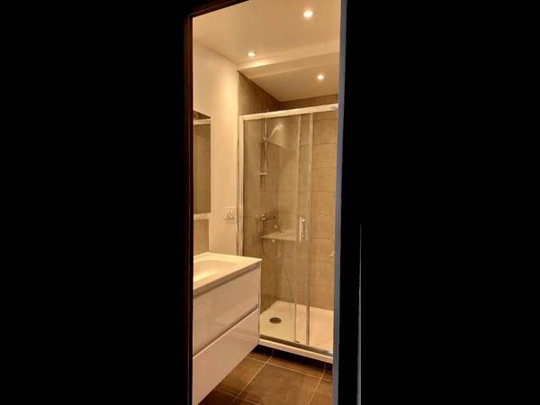 Colocation / Duplex 10 pièces de 161 m², Rennes, Avenue Général George S. Patton / Photo 7